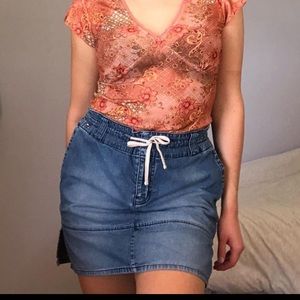 vintage Tommy Hilfiger jean skirt - size is 11